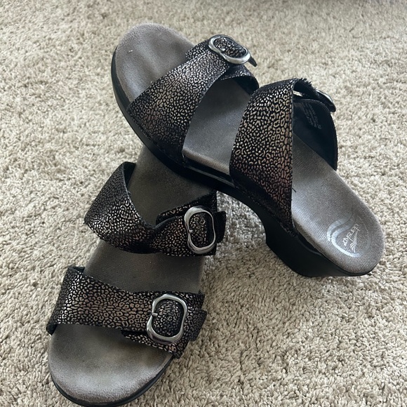 Dansko Shoes - Dansko sandals size 39